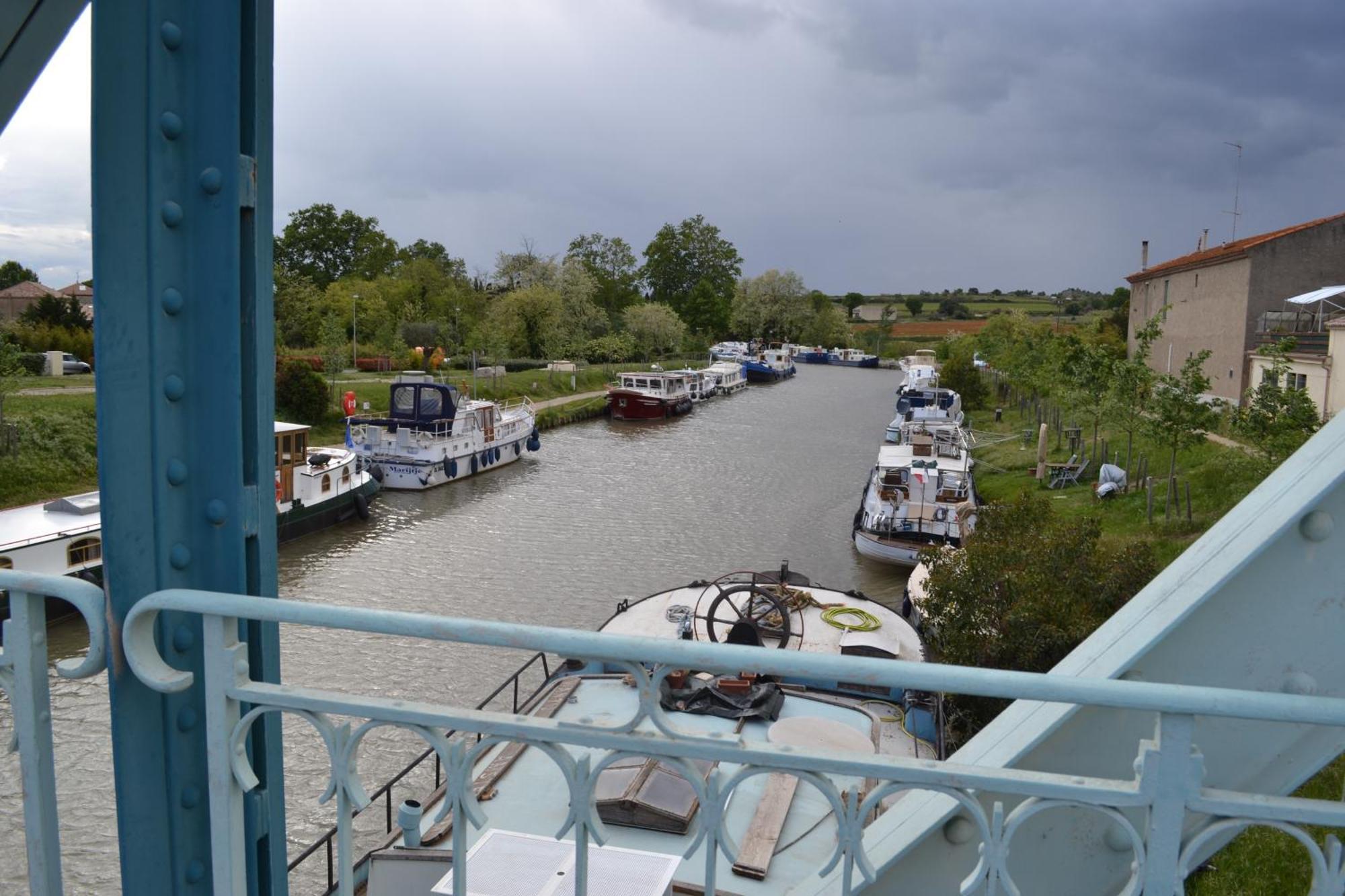 L'Instant Canal กาเปสตอง ภายนอก รูปภาพ